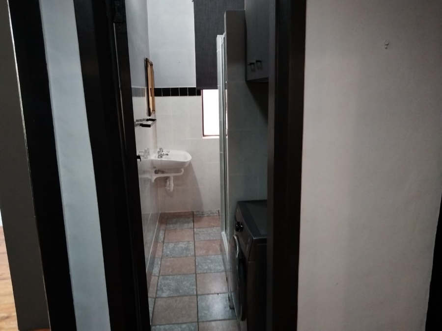 To Let 3 Bedroom Property for Rent in Muizenberg Western Cape